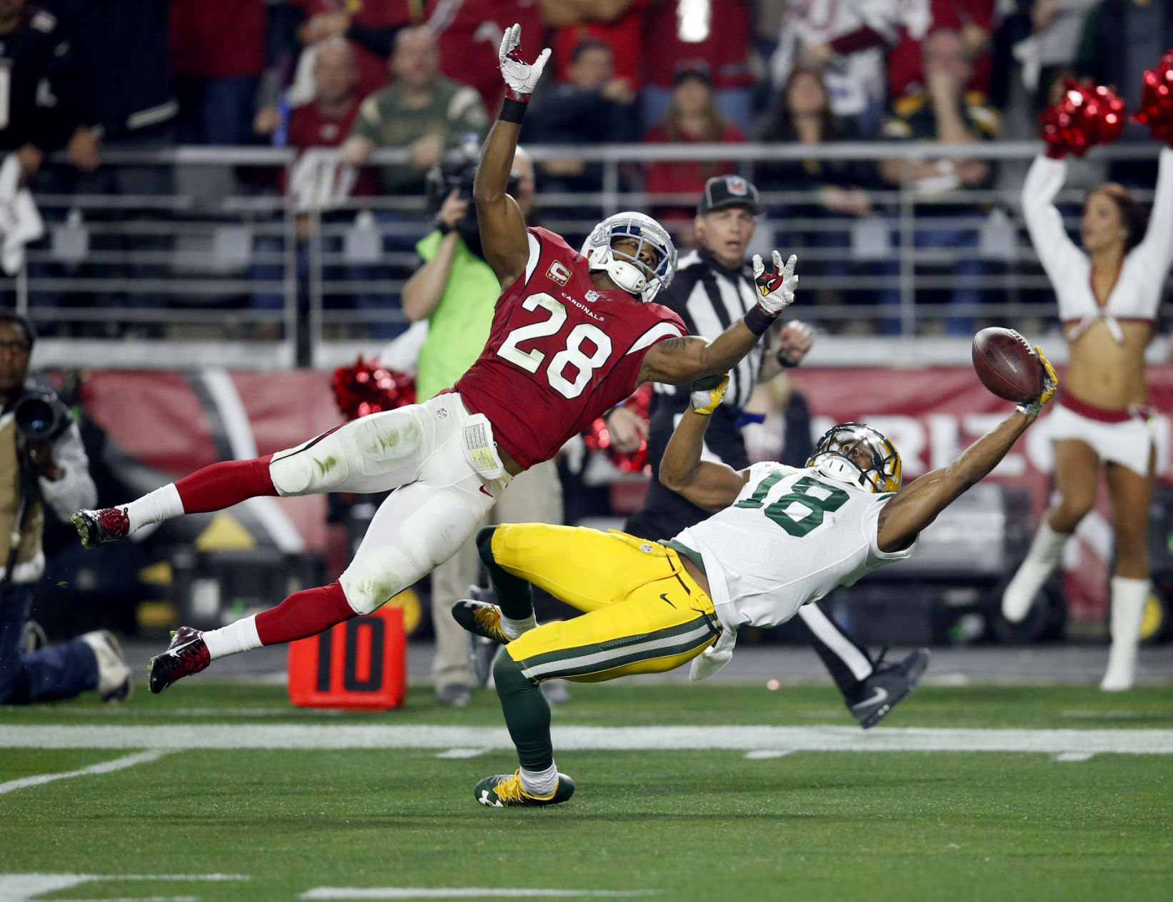 Justin Bethel, Randall Cobb